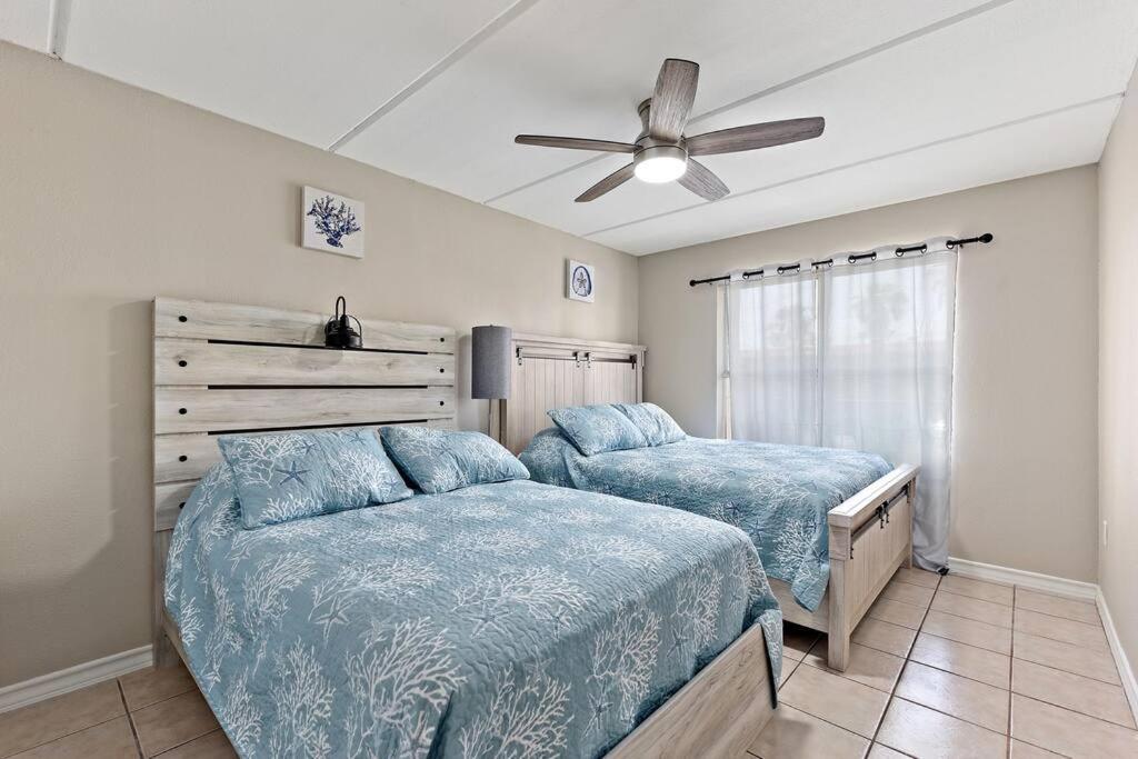 2 Bed 1 Bath Condo By Beach & Entertainment South Padre Island Eksteriør billede