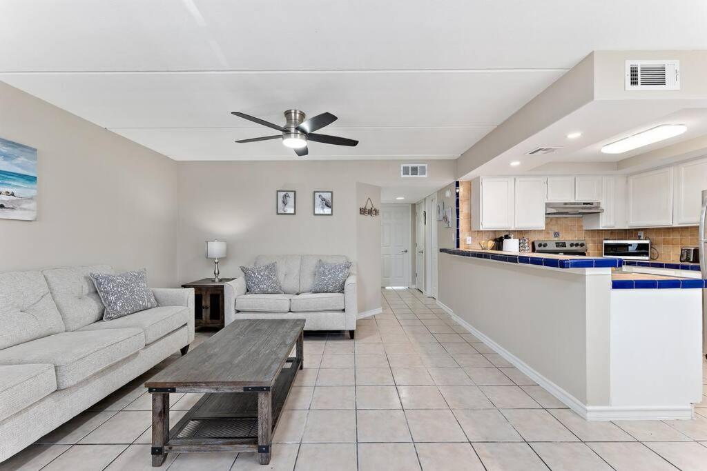 2 Bed 1 Bath Condo By Beach & Entertainment South Padre Island Eksteriør billede